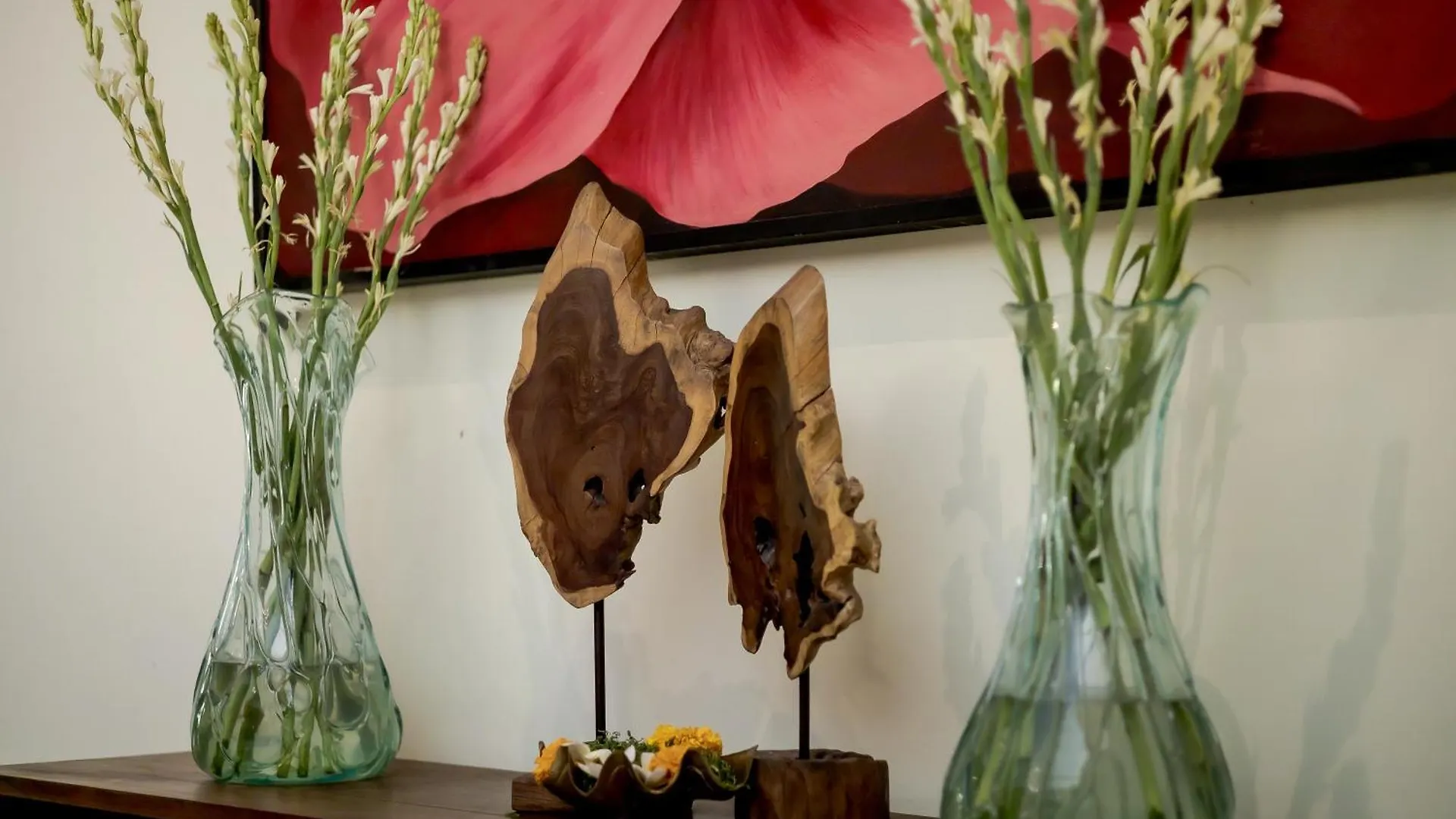 Fourteen Roses Boutique Hotel, Kuta Legian Hotel